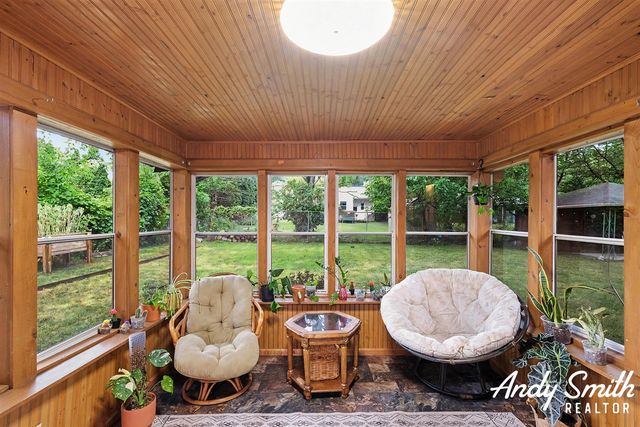 148 Kings Boulevard, Sparta, MI 49345