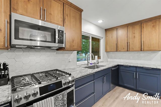 148 Kings Boulevard, Sparta, MI 49345