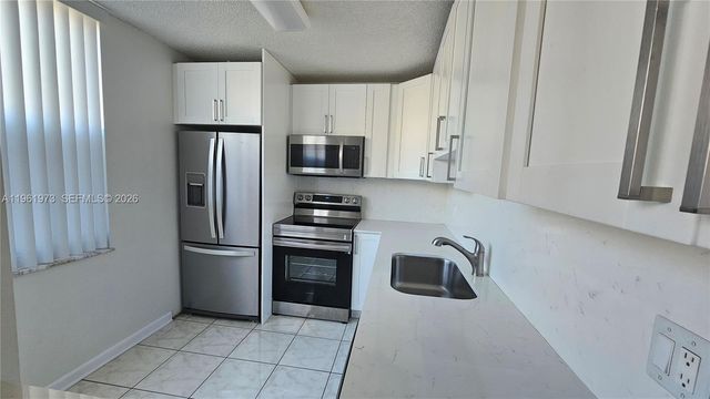 9480 Tangerine Pl 101, Davie, FL 33324