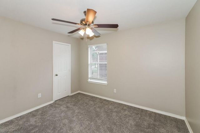 1427 Waterside Village Drive, Richmond, TX 77407