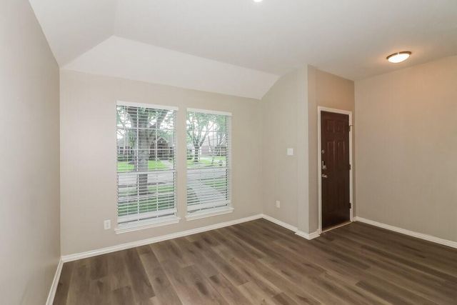 1427 Waterside Village Drive, Richmond, TX 77407