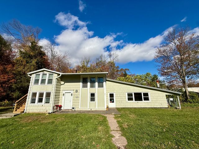 39 Waterbury Road B1, Prospect, CT 06712