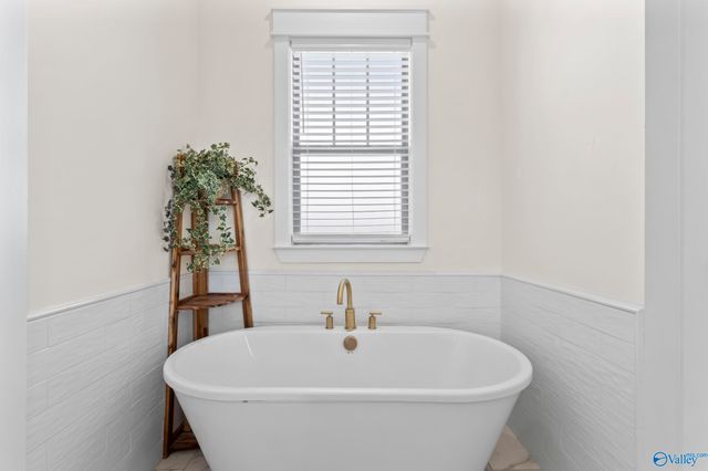 376 Saint Louis Street, Madison, AL 35758