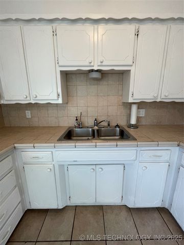 1101 N B Street, Mcalester, OK 74501