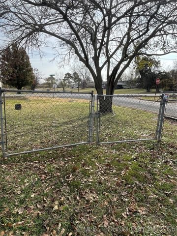 1101 N B Street, Mcalester, OK 74501