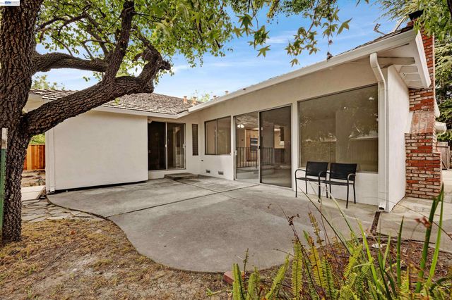 4980 Stafford Pl, Newark, CA 94560