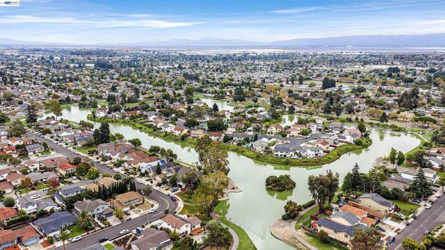 4980 Stafford Pl, Newark, CA 94560