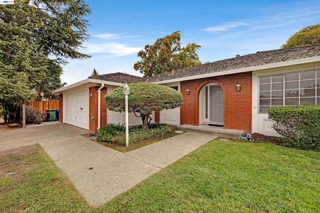 4980 Stafford Pl, Newark, CA 94560