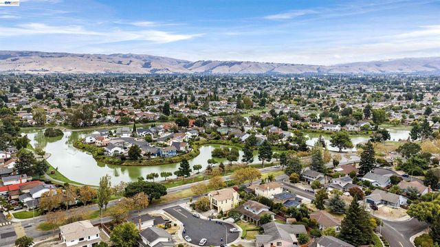 4980 Stafford Pl, Newark, CA 94560