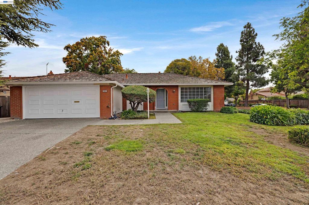 4980 Stafford Pl, Newark, CA 94560