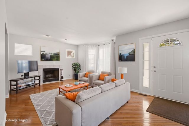 6108 W 60th Street, Chicago, IL 60638