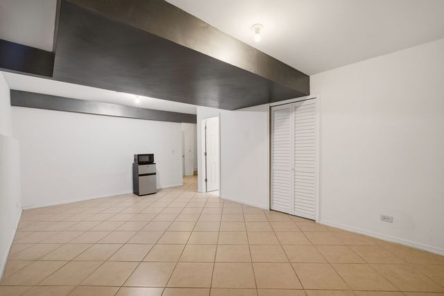 6108 W 60th Street, Chicago, IL 60638