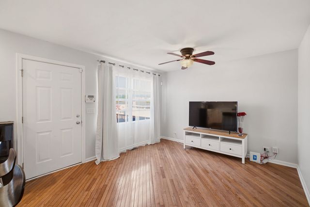 6108 W 60th Street, Chicago, IL 60638