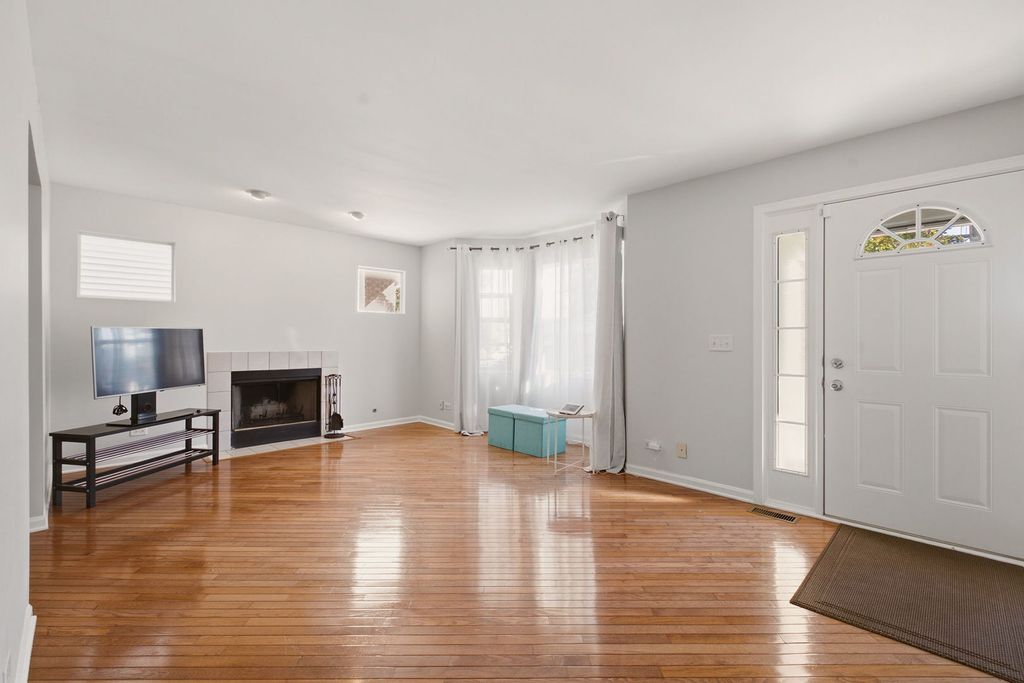 6108 W 60th Street, Chicago, IL 60638 — photo 3