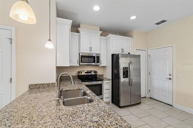 11618 CROWNED SPARROW LANE, Tampa, FL 33626