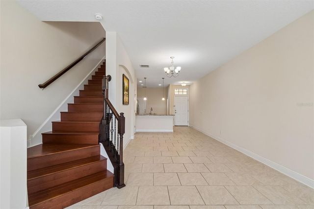 11618 CROWNED SPARROW LANE, Tampa, FL 33626