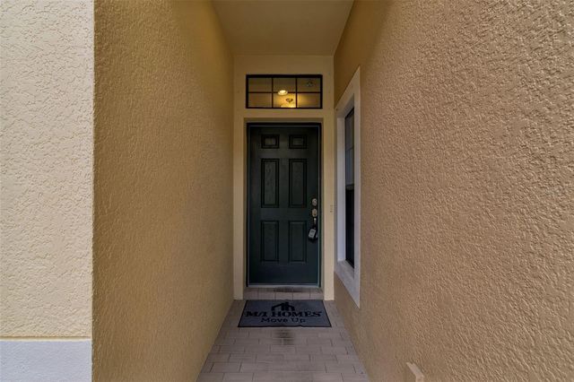 11618 CROWNED SPARROW LANE, Tampa, FL 33626