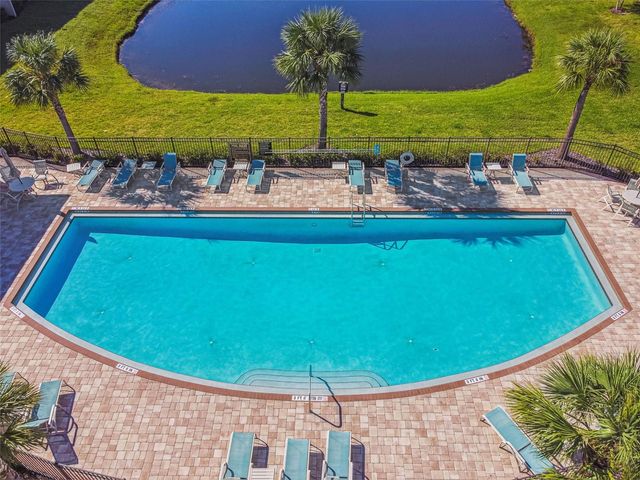 11618 CROWNED SPARROW LANE, Tampa, FL 33626