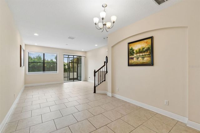 11618 CROWNED SPARROW LANE, Tampa, FL 33626