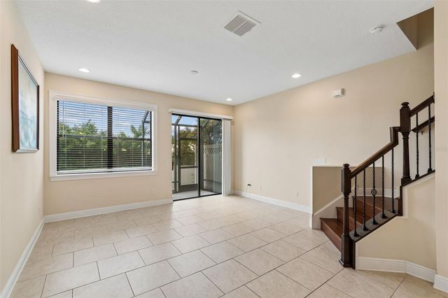 11618 CROWNED SPARROW LANE, Tampa, FL 33626