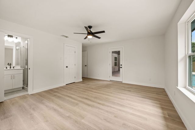 7624 Perkins Drive, North Richland Hills, TX 76182
