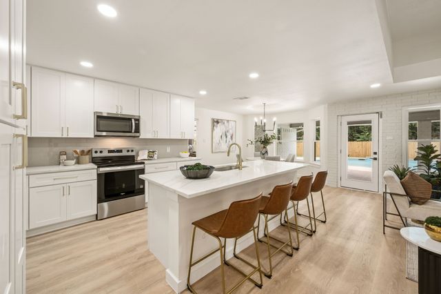7624 Perkins Drive, North Richland Hills, TX 76182