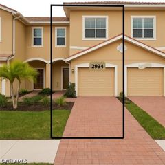 2934 Citrus ST, Naples, FL 34120