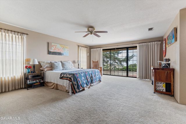 30300 Piebald Court, Tehachapi, CA 93561