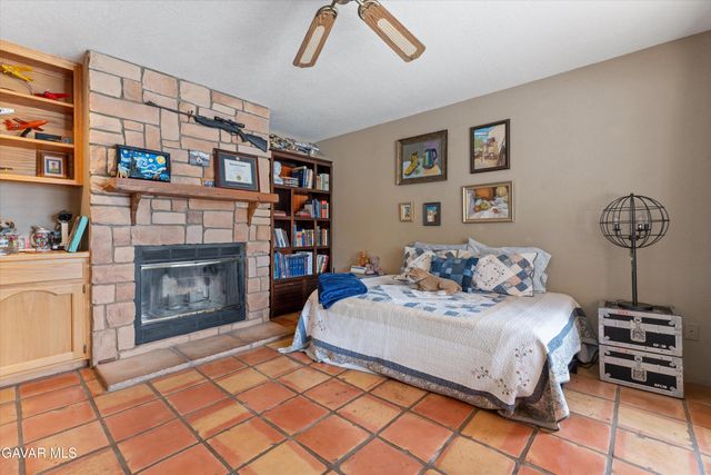 30300 Piebald Court, Tehachapi, CA 93561