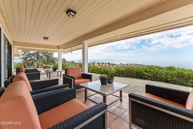 30300 Piebald Court, Tehachapi, CA 93561