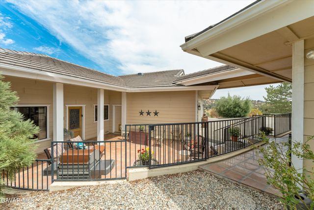 30300 Piebald Court, Tehachapi, CA 93561