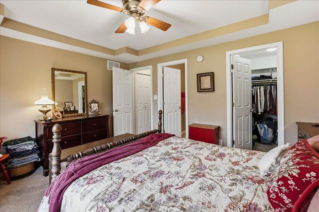 6528 Tumbleweed Lane, Schererville, IN 46375