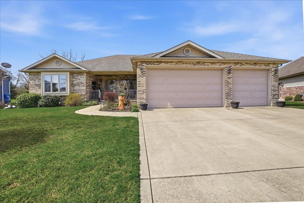 6528 Tumbleweed Lane, Schererville, IN 46375