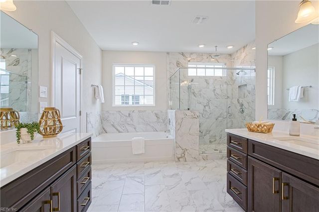 322 Rhapsody DR, Suffolk, VA 23435