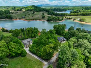 278 Candy Creek Private Drive, Blountville, TN 37617