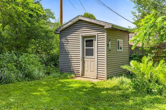 700 E LINDBERGH STREET, Appleton, WI 54911