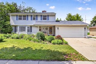 700 E LINDBERGH STREET, Appleton, WI 54911