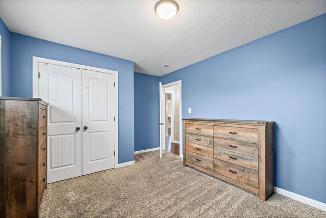 1313 Freedom Dr, Clarksville, TN 37042