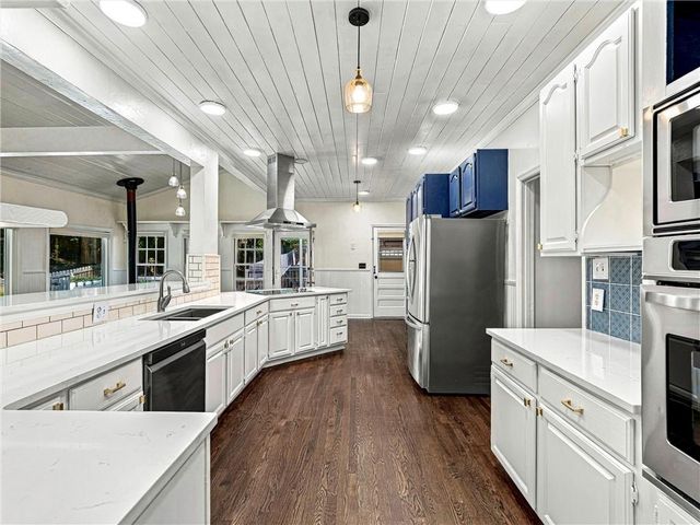 1586 Tennessee Walker Drive, Roswell, GA 30075