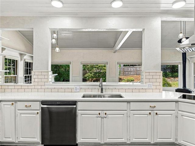 1586 Tennessee Walker Drive, Roswell, GA 30075