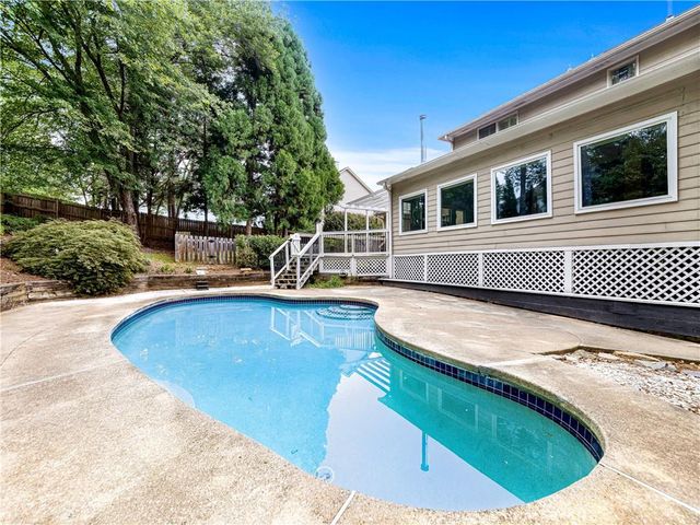 1586 Tennessee Walker Drive, Roswell, GA 30075