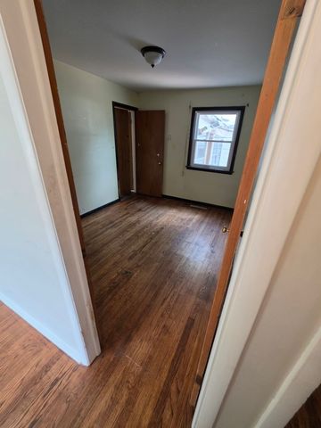 102 N Berteau Avenue, Bartlett, IL 60103