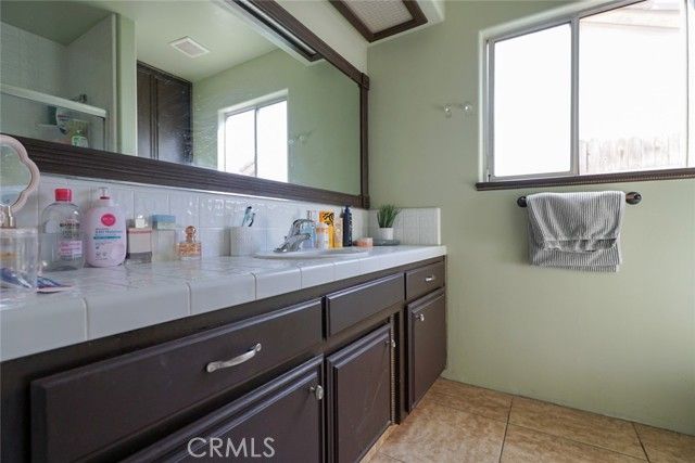 10910 Mohican, Bakersfield, CA 93312