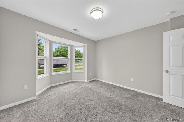 44393 Sunnyside Drive 38, Sterling Heights, MI 48313