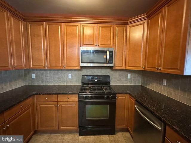 416 MASTERSON CT, Ewing, NJ 08618