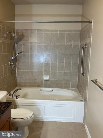 416 MASTERSON CT, Ewing, NJ 08618