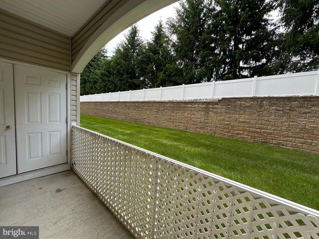 416 MASTERSON CT, Ewing, NJ 08618