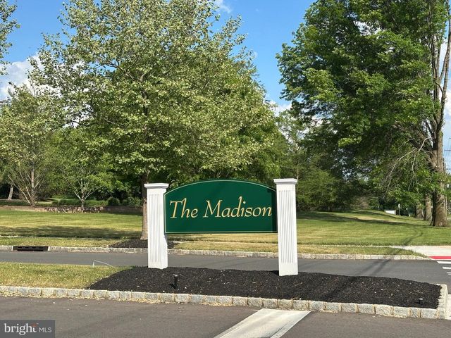 416 MASTERSON CT, Ewing, NJ 08618