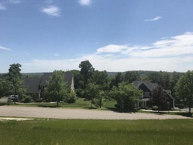 24 Cortland, Grafton, MA 01519