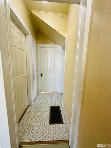 1605 Central Avenue, Lovelock, NV 89419